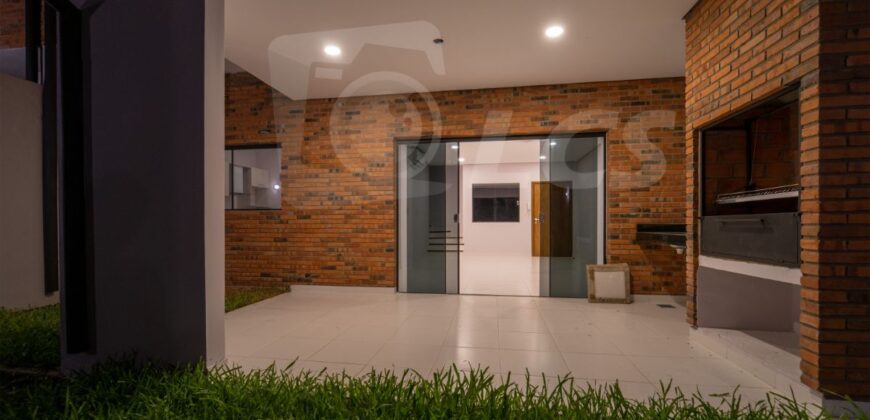 0235 DÚPLEX A ESTRENAR EN LAMBARÉ, ZONA YACHT Y GOLF CLUB