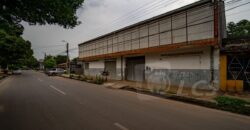 0238 CASA Y SALONES COMERCIALES EN FERNANDO DE LA MORA, ZONA MERCADO DE ABASTO