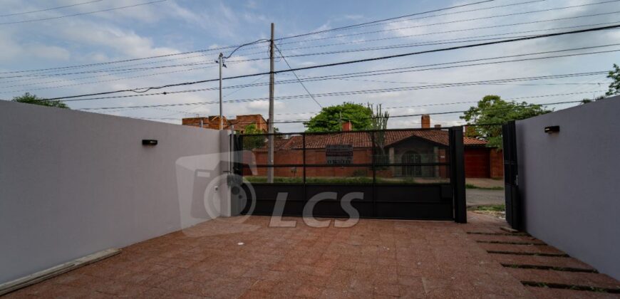 0235 DÚPLEX A ESTRENAR EN LAMBARÉ, ZONA YACHT Y GOLF CLUB