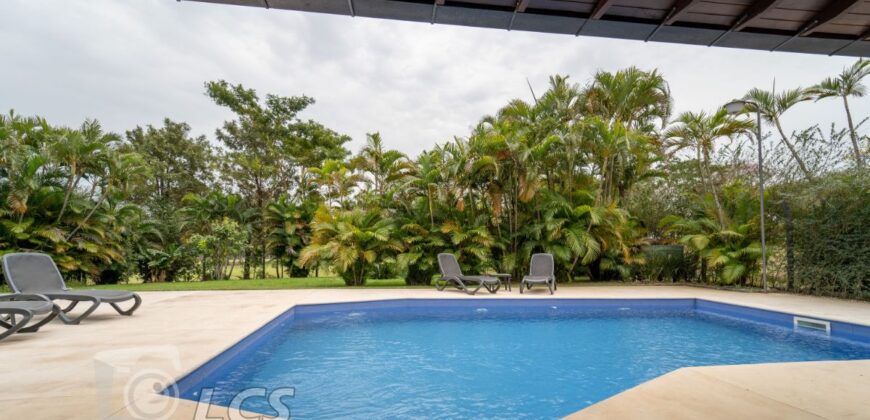 0232 RESIDENCIA EN LAMBARÉ, ZONA YACHT Y GOLF CLUB