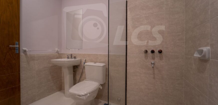 0235 DÚPLEX A ESTRENAR EN LAMBARÉ, ZONA YACHT Y GOLF CLUB