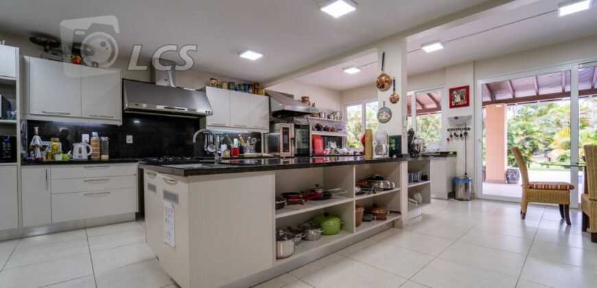 0232 RESIDENCIA EN LAMBARÉ, ZONA YACHT Y GOLF CLUB