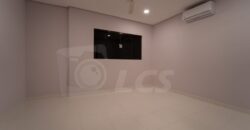 0235 DÚPLEX A ESTRENAR EN LAMBARÉ, ZONA YACHT Y GOLF CLUB