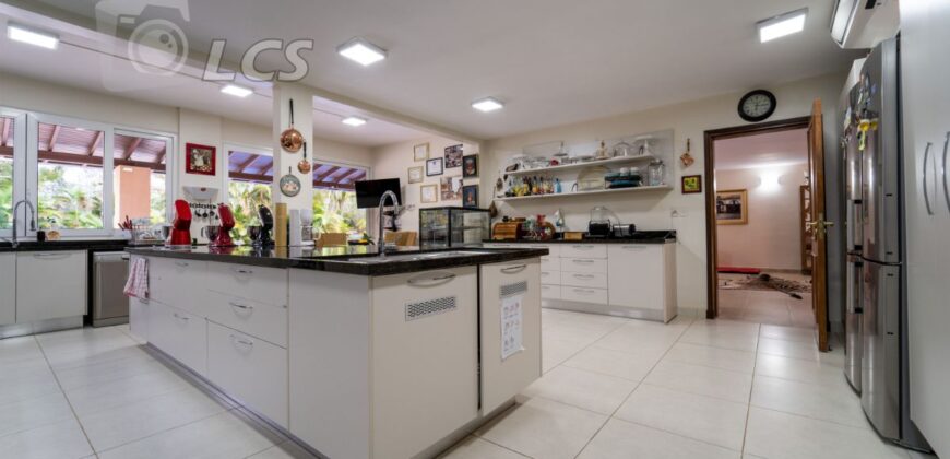 0232 RESIDENCIA EN LAMBARÉ, ZONA YACHT Y GOLF CLUB