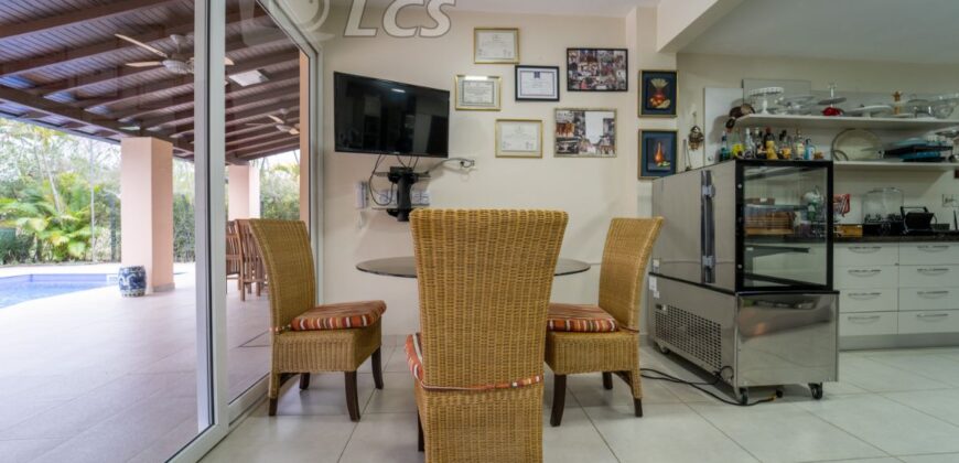 0232 RESIDENCIA EN LAMBARÉ, ZONA YACHT Y GOLF CLUB