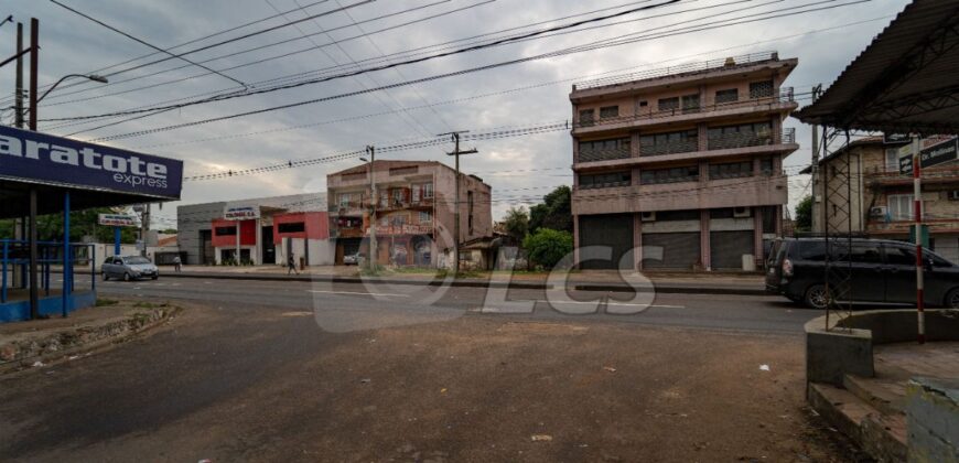0238 CASA Y SALONES COMERCIALES EN FERNANDO DE LA MORA, ZONA MERCADO DE ABASTO