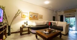 0219 RESIDENCIA EN BARRIO MBURICAO, ZONA CLUB CENTENARIO