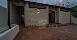 A0210 ALQUILO CASA EN LAMBARÉ, BARRIO KENNEDY