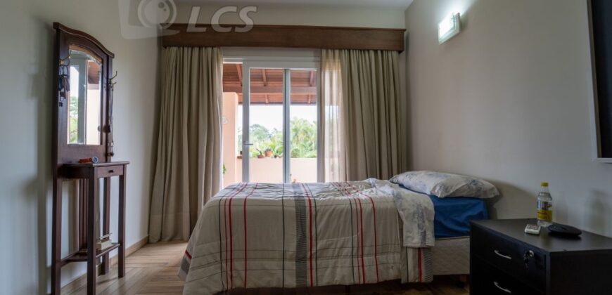 0232 RESIDENCIA EN LAMBARÉ, ZONA YACHT Y GOLF CLUB