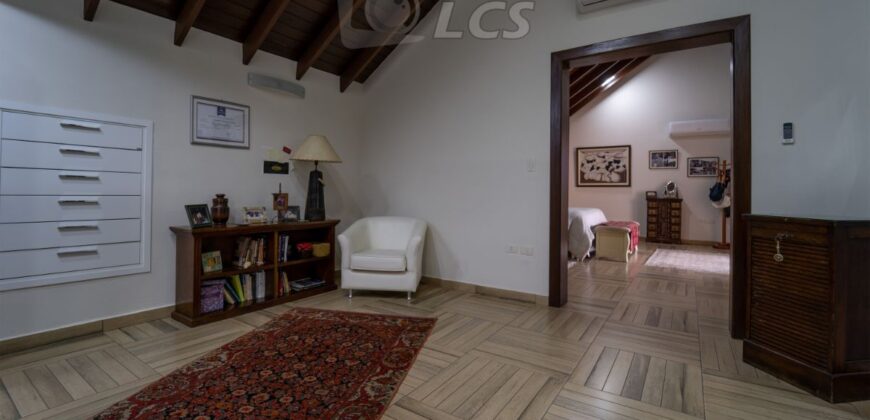 0232 RESIDENCIA EN LAMBARÉ, ZONA YACHT Y GOLF CLUB