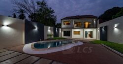 A0210 ALQUILO CASA EN LAMBARÉ, BARRIO KENNEDY