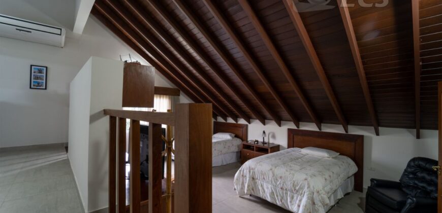 0232 RESIDENCIA EN LAMBARÉ, ZONA YACHT Y GOLF CLUB