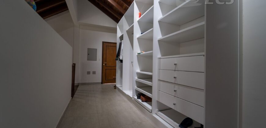 0232 RESIDENCIA EN LAMBARÉ, ZONA YACHT Y GOLF CLUB