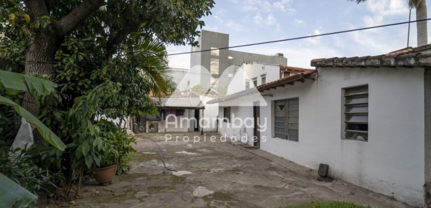 0233 CASA EN BARRIO VILLA MORRA, ZONA AVDA. SAN MARTÍN
