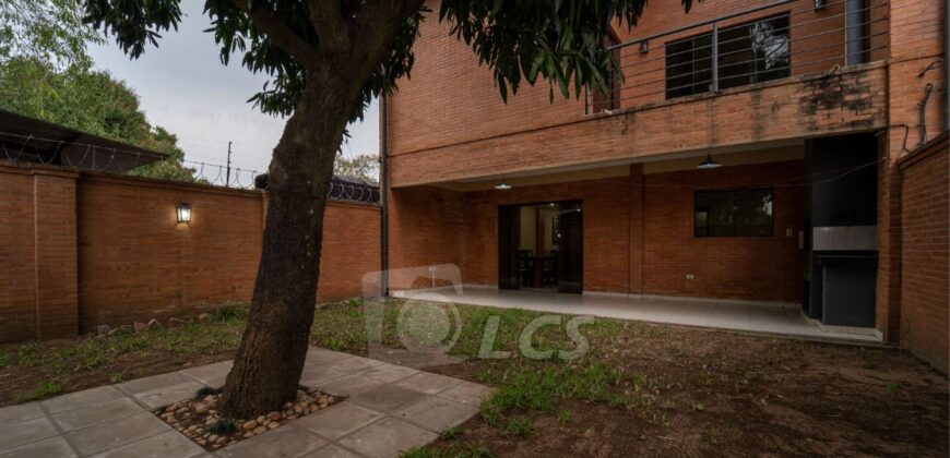 A0204 ALQUILO DUPLEX EN BARRIO HERRERA, ZONA AVDA. MADAME LYNCH