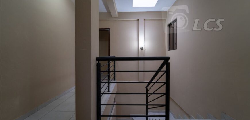 A0204 ALQUILO DUPLEX EN BARRIO HERRERA, ZONA AVDA. MADAME LYNCH