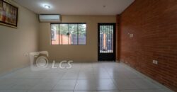 A0204 ALQUILO DUPLEX EN BARRIO HERRERA, ZONA AVDA. MADAME LYNCH