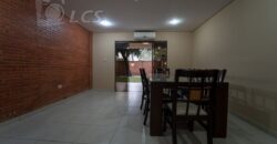 A0204 ALQUILO DUPLEX EN BARRIO HERRERA, ZONA AVDA. MADAME LYNCH