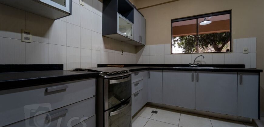 A0204 ALQUILO DUPLEX EN BARRIO HERRERA, ZONA AVDA. MADAME LYNCH