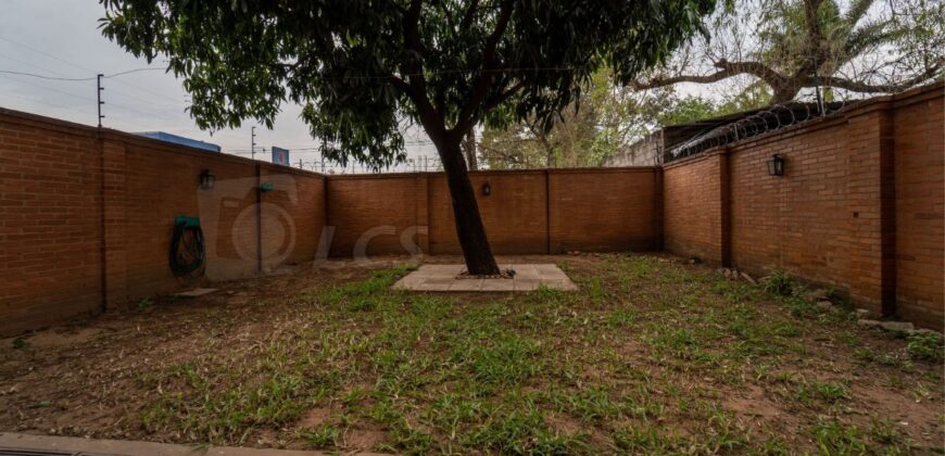 A0204 ALQUILO DUPLEX EN BARRIO HERRERA, ZONA AVDA. MADAME LYNCH