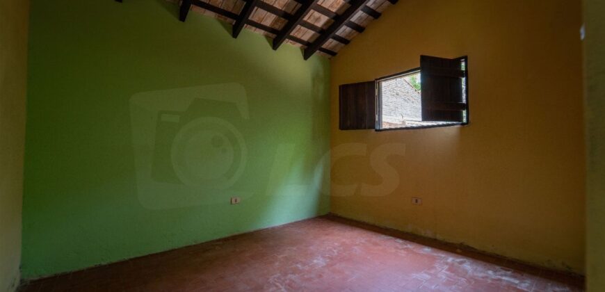 0257 TERRENO EN SAN LORENZO, ZONA AVDA. DE LA VICTORIA
