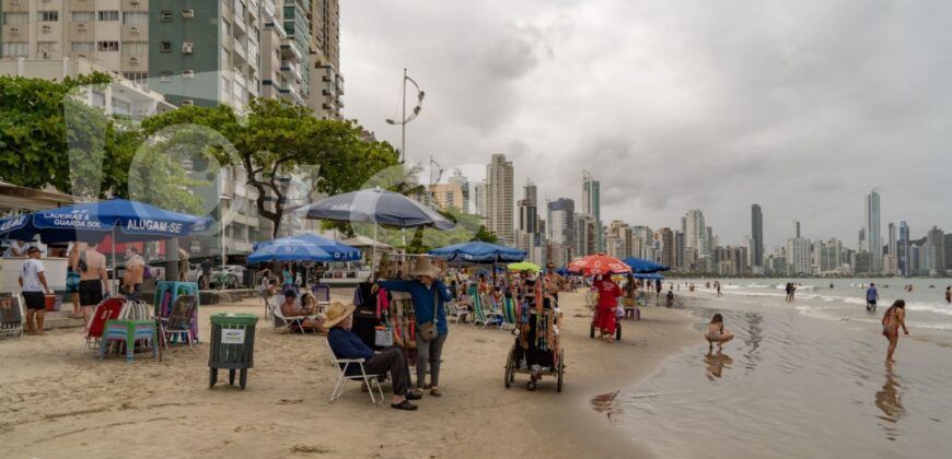 A0233 DEPARTAMENTO EN BALNEARIO CAMBORIÚ – ALQUILER POR TEMPORADA