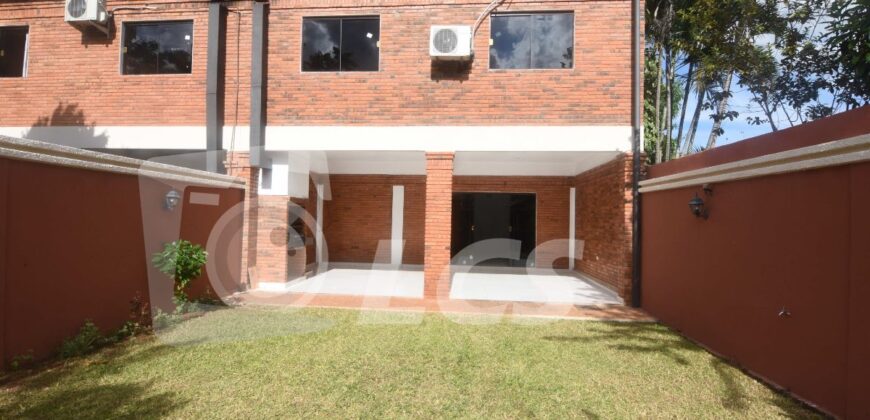 A0031 ALQUILO DÚPLEX EN BARRIO SANTA LIBRADA, ZONA AVENIDA PERÓN