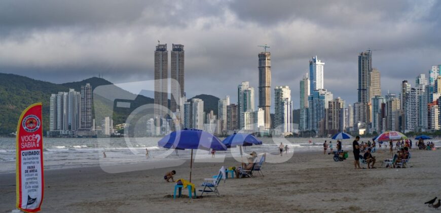 A0218 DEPARTAMENTO EN BALNEARIO CAMBORIÚ – ALQUILER POR TEMPORADA
