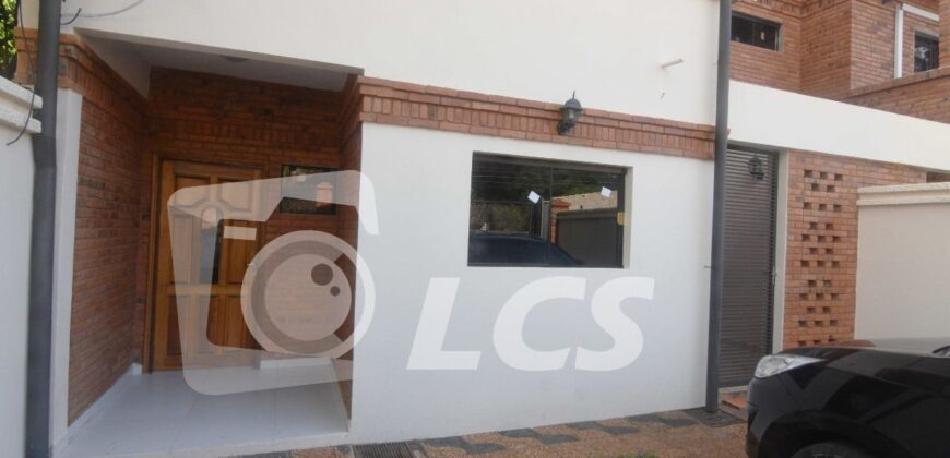 A0031 ALQUILO DÚPLEX EN BARRIO SANTA LIBRADA, ZONA AVENIDA PERÓN