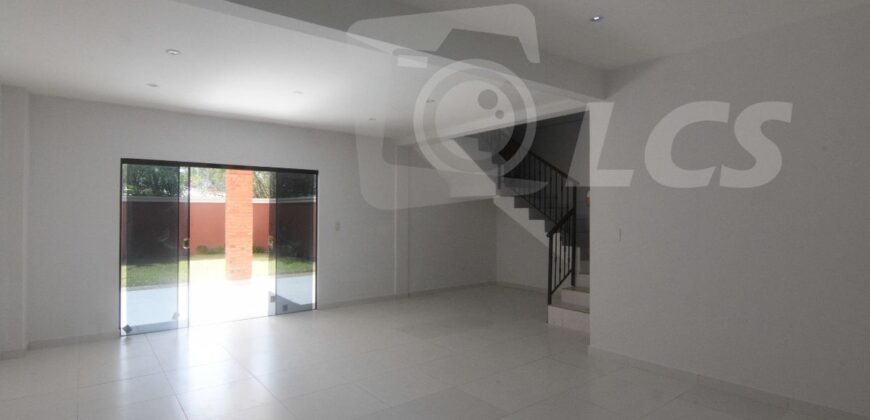 A0031 ALQUILO DÚPLEX EN BARRIO SANTA LIBRADA, ZONA AVENIDA PERÓN