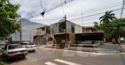 0255 CASA EN BARRIO HERRERA, ZONA MUNICIPALIDAD DE ASUNCIÓN