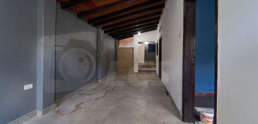 A0247 ALQUILO CASA EN BARRIO CIUDAD NUEVA, ZONA MERCADO 4