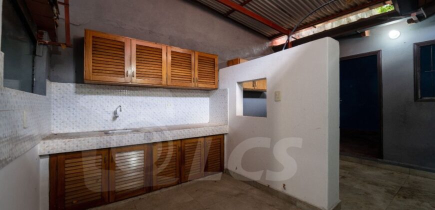A0247 ALQUILO CASA EN BARRIO CIUDAD NUEVA, ZONA MERCADO 4