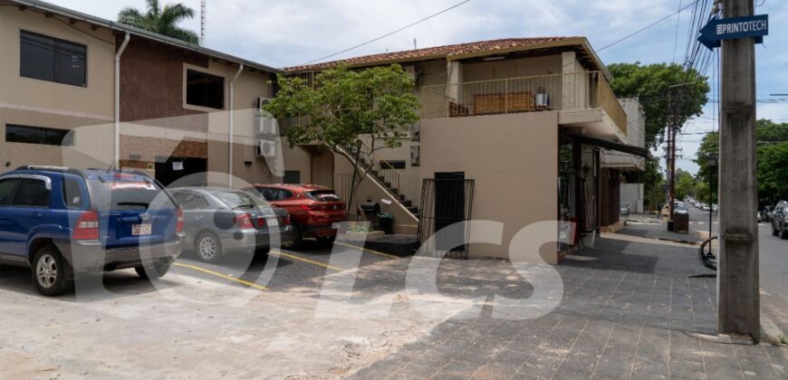 0255 CASA EN BARRIO HERRERA, ZONA MUNICIPALIDAD DE ASUNCIÓN