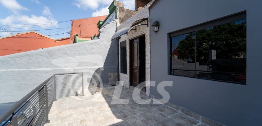 A0247 ALQUILO CASA EN BARRIO CIUDAD NUEVA, ZONA MERCADO 4