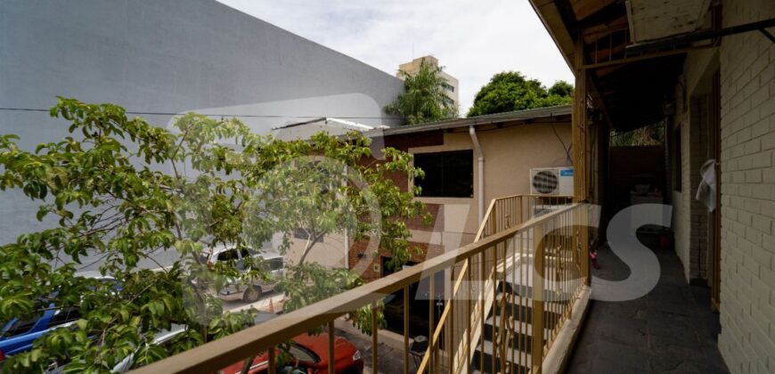 0255 CASA EN BARRIO HERRERA, ZONA MUNICIPALIDAD DE ASUNCIÓN
