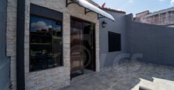 A0247 ALQUILO CASA EN BARRIO CIUDAD NUEVA, ZONA MERCADO 4