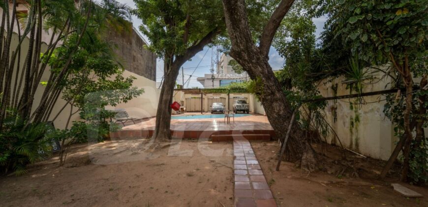 0261 TERRENO EN BARRIO VILLA MORRA, ZONA SANTÍSIMO SACRAMENTO