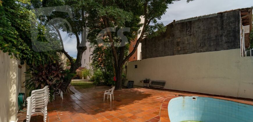0261 TERRENO EN BARRIO VILLA MORRA, ZONA SANTÍSIMO SACRAMENTO