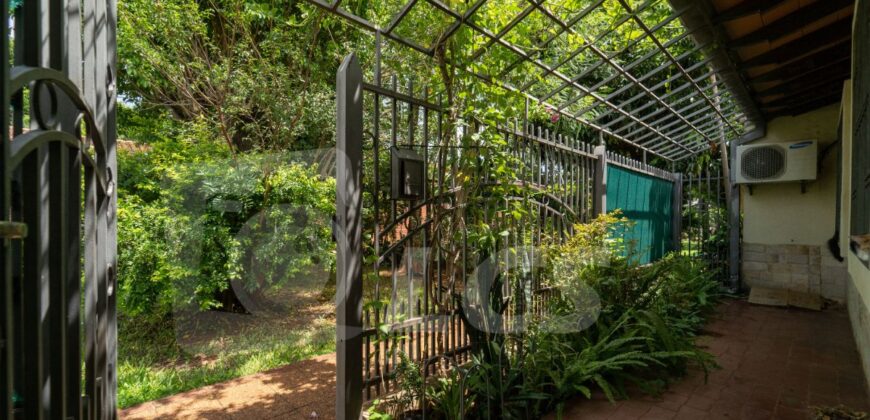 0266 CASA EN BARRIO VILLA AURELIA, ZONA AVDA. BOGGIANI