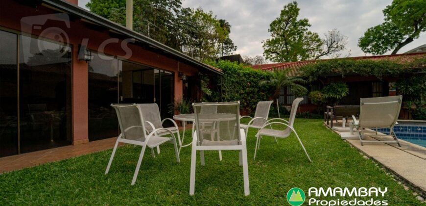 A0245 ALQUILO RESIDENCIA EN BARRIO MBURICAO, ZONA CLUB CENTENARIO