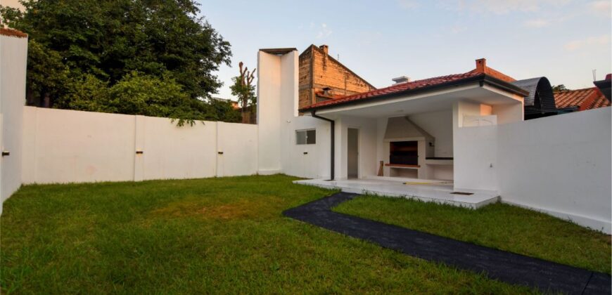 A0004 ALQUILO CASA EN BARRIO ITA ENRAMADA, ZONA AVDA. PERÓN