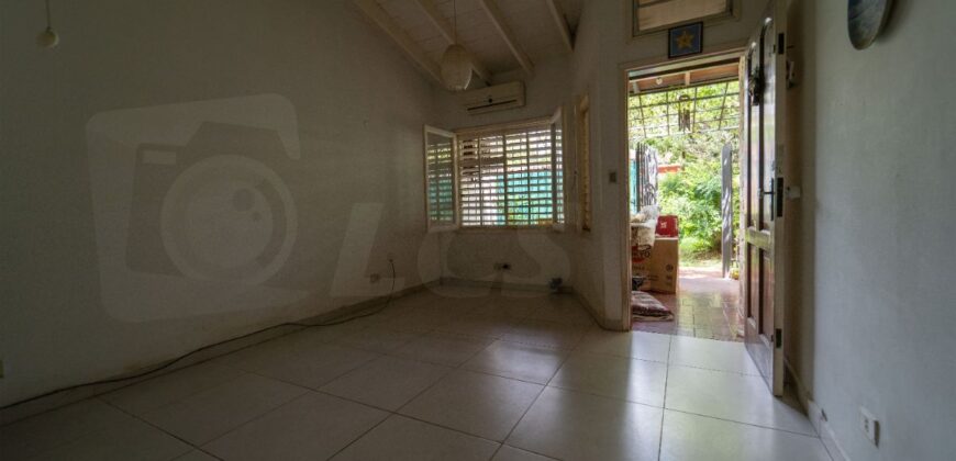 0266 CASA EN BARRIO VILLA AURELIA, ZONA AVDA. BOGGIANI