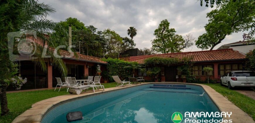 A0245 ALQUILO RESIDENCIA EN BARRIO MBURICAO, ZONA CLUB CENTENARIO