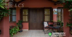 A0245 ALQUILO RESIDENCIA EN BARRIO MBURICAO, ZONA CLUB CENTENARIO