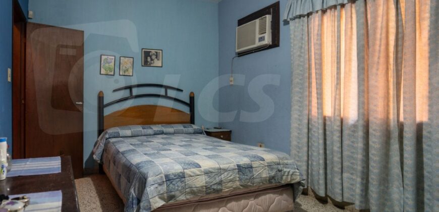 0262 CASA EN BARRIO SAN PABLO, A 1 CUADRA DEL SHOPPING MULTIPLAZA