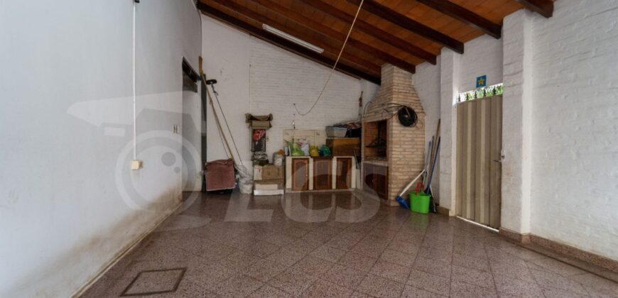 0266 CASA EN BARRIO VILLA AURELIA, ZONA AVDA. BOGGIANI