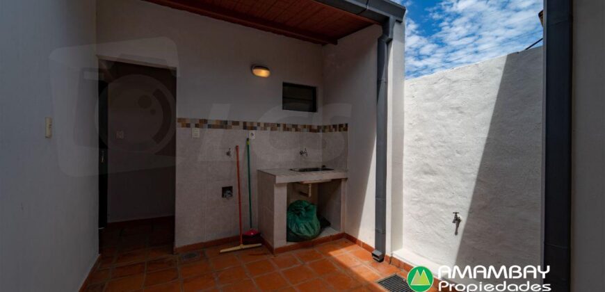 A0007 ALQUILO DUPLEX EN BARRIO REPUBLICANO, ZONA UCA