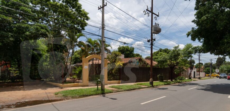 0266 CASA EN BARRIO VILLA AURELIA, ZONA AVDA. BOGGIANI