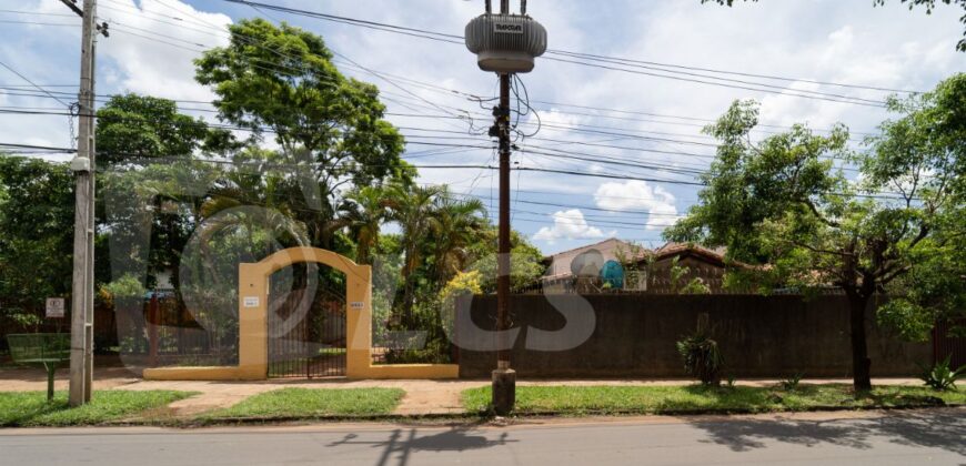 0266 CASA EN BARRIO VILLA AURELIA, ZONA AVDA. BOGGIANI